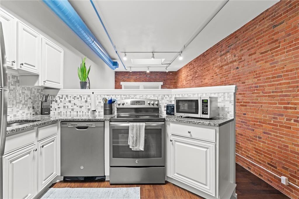 700 Broadway Boulevard Property Photo 11