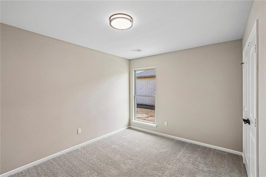 1644 N 157th Lane Property Photo 18