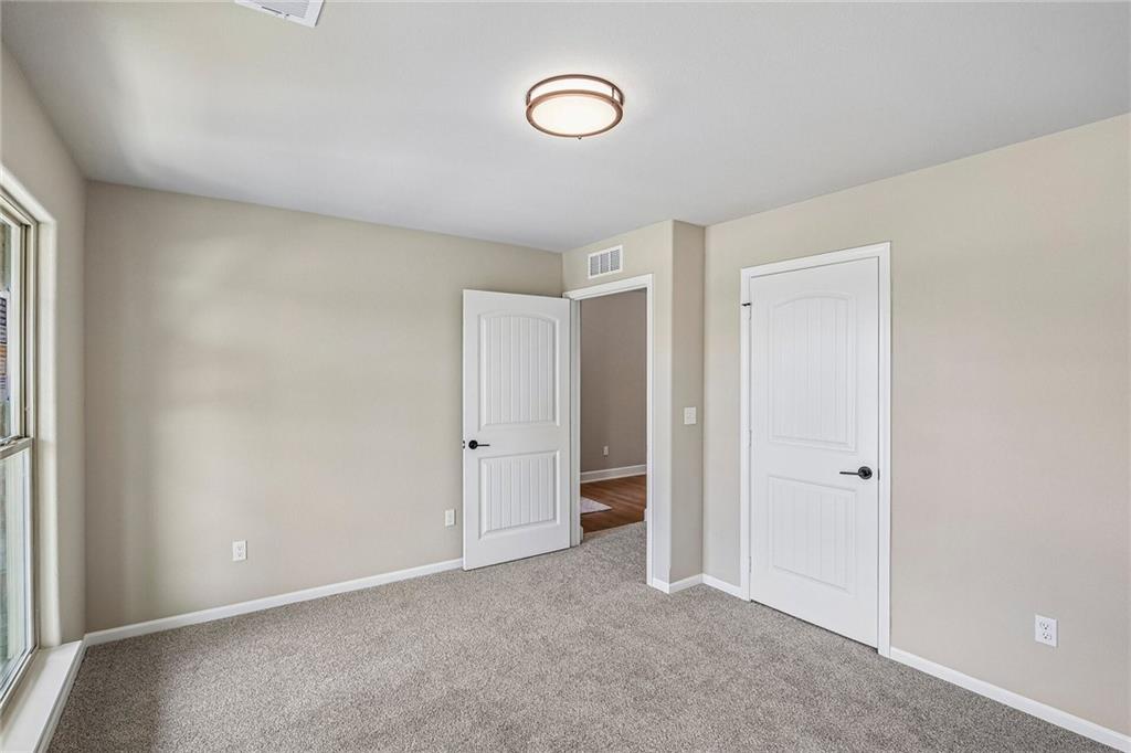 1644 N 157th Lane Property Photo 25