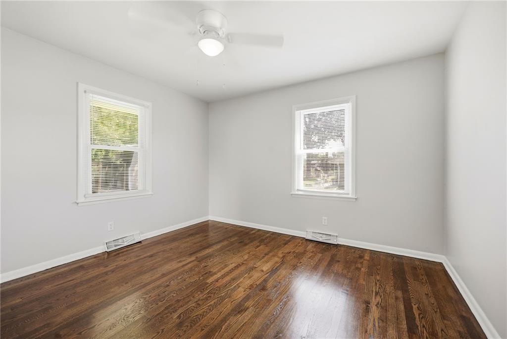 6807 N Brookside Road Property Photo 15