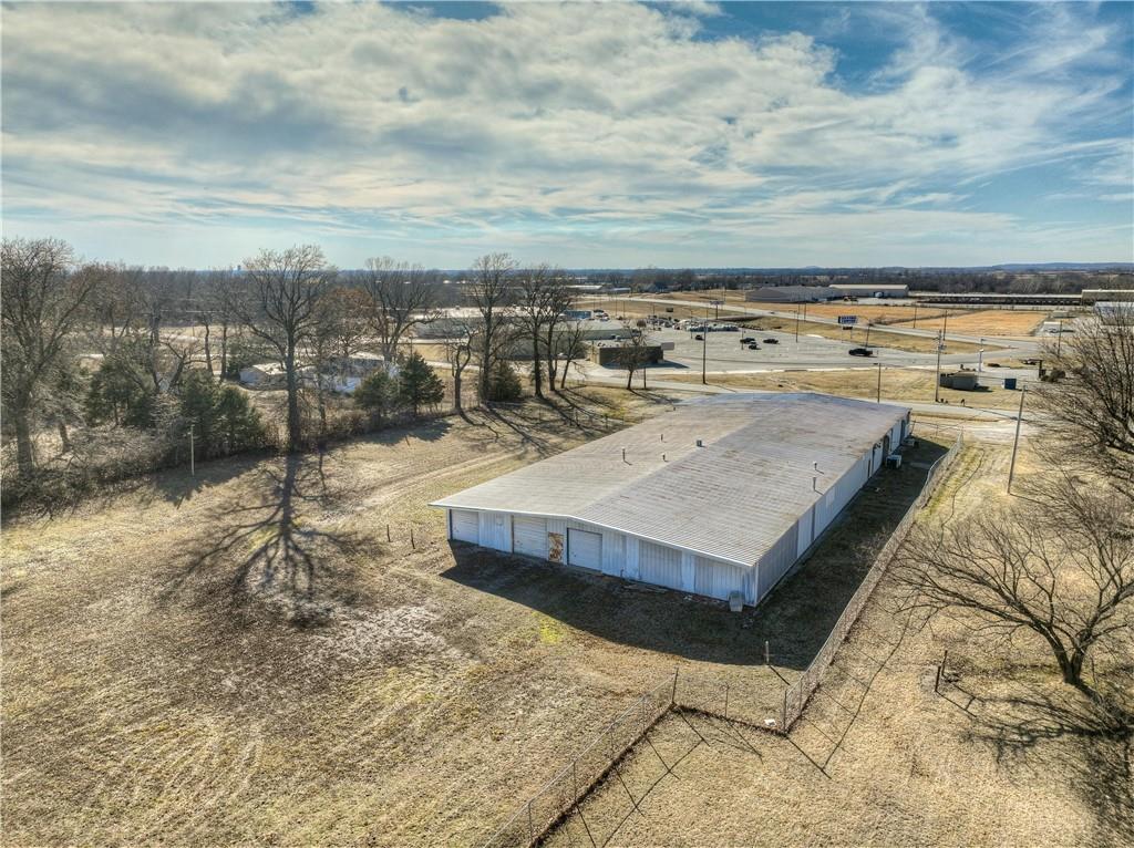 2800 Roberts Road Property Photo 11