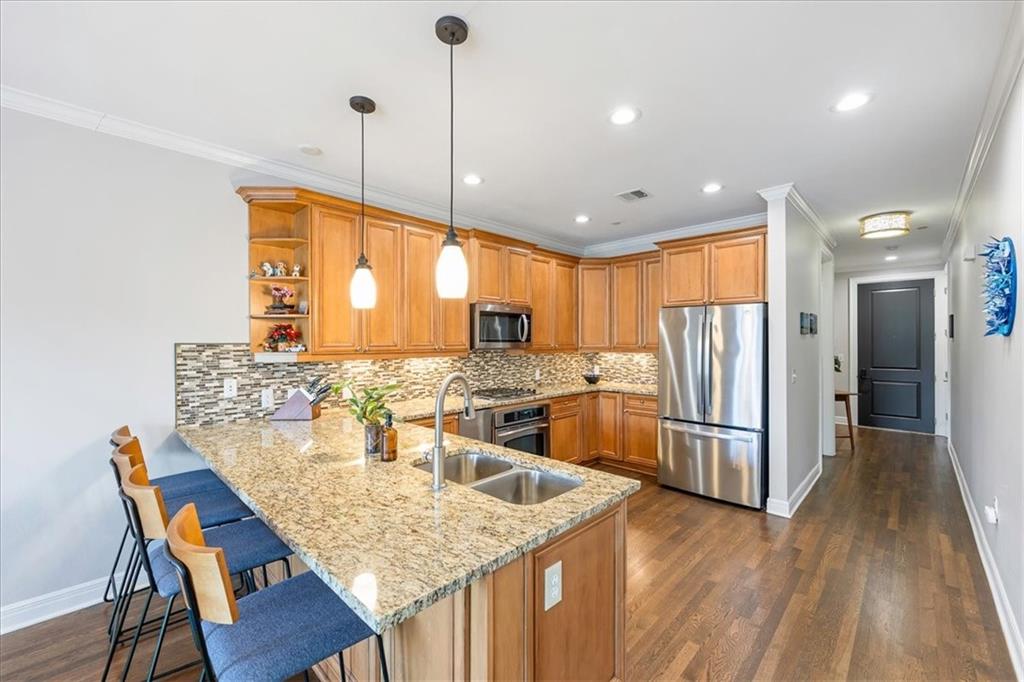 10511 Mission Road Property Photo 6