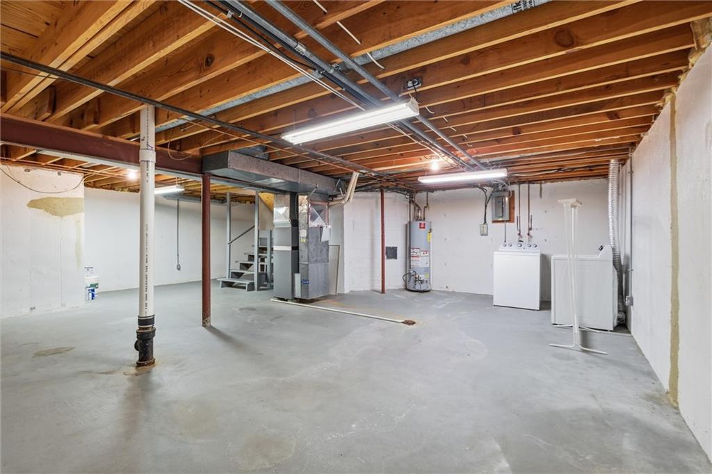 10220 Foster Street Property Photo 30