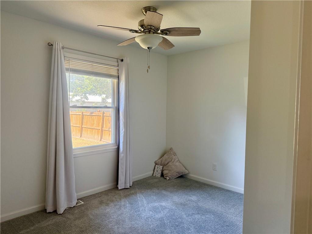 208 Willow Lane Property Photo 16
