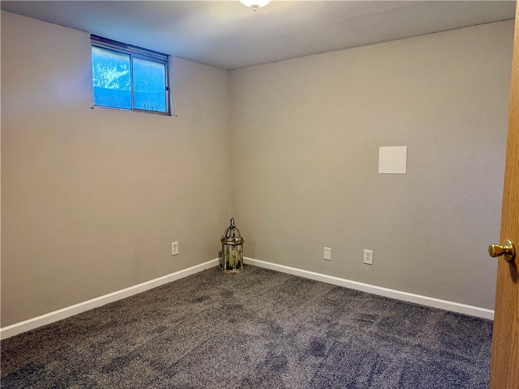 208 Willow Lane Property Photo 26