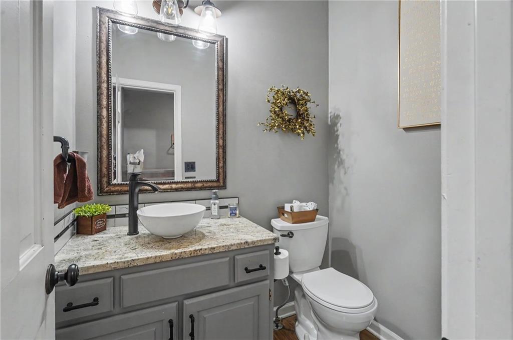 14935 W 76th Street Property Photo 15