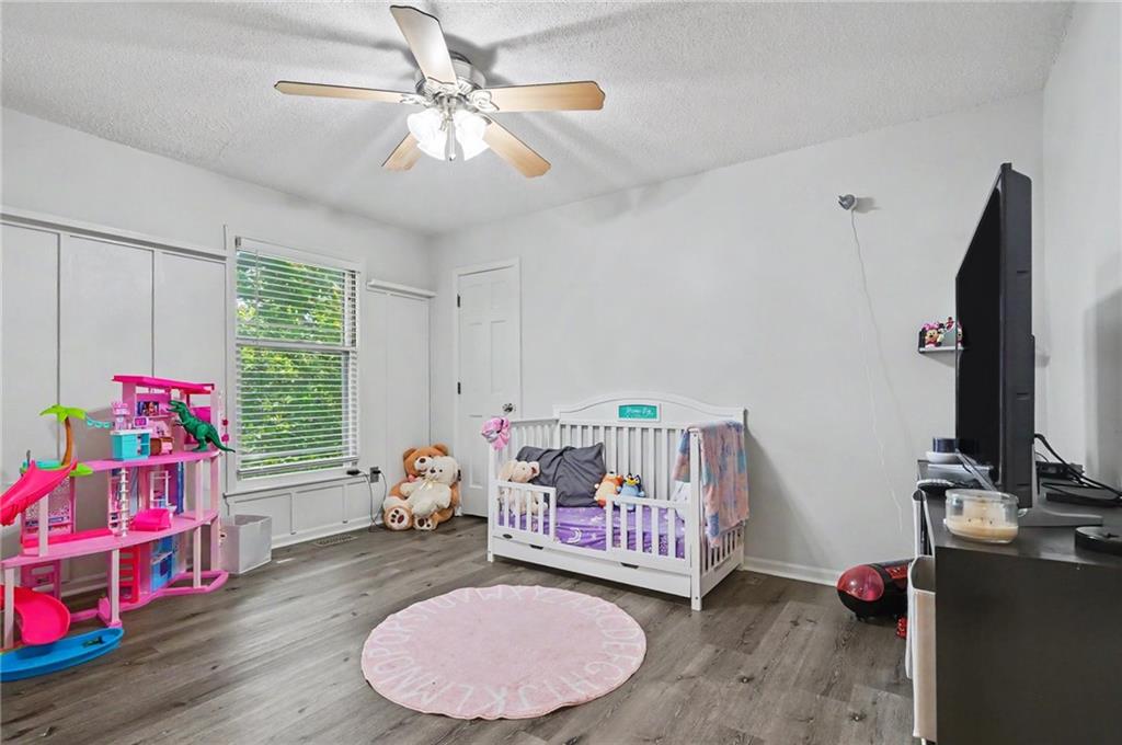 14935 W 76th Street Property Photo 20