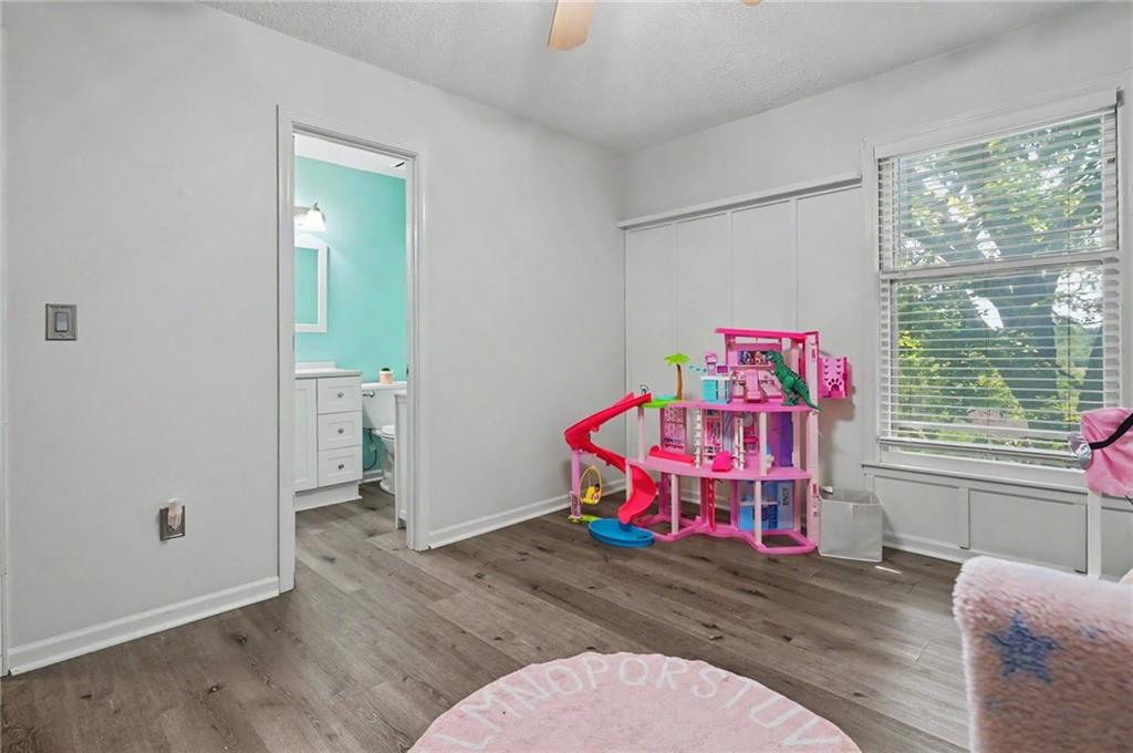 14935 W 76th Street Property Photo 21