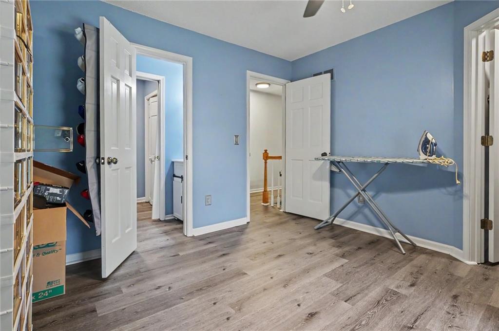 14935 W 76th Street Property Photo 26