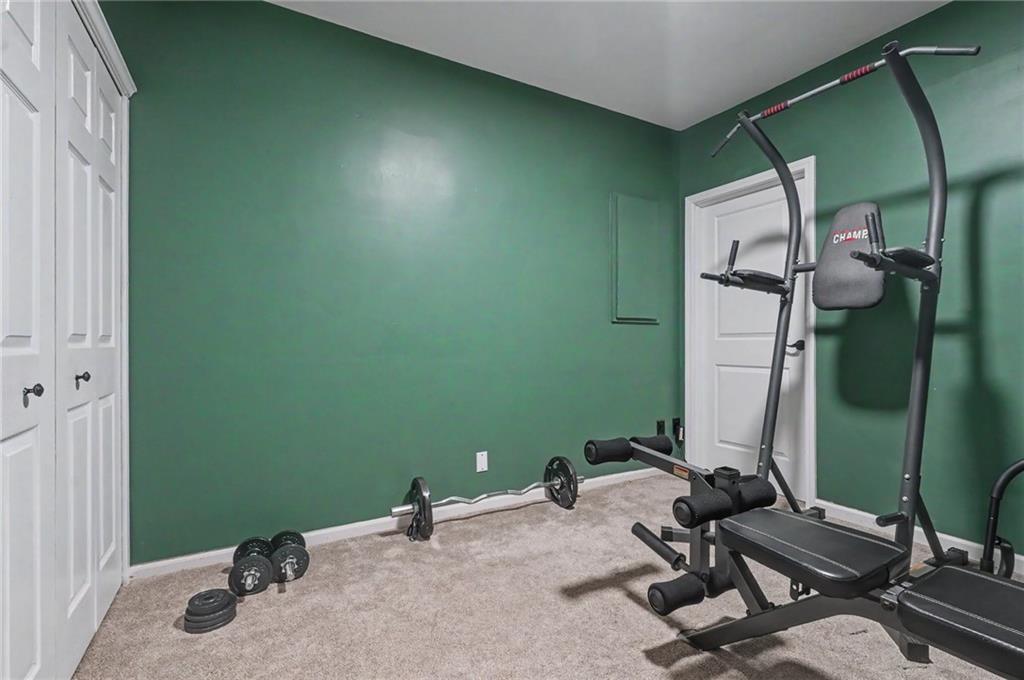 14935 W 76th Street Property Photo 27