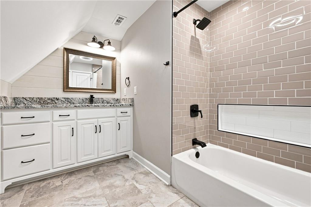 244 N Winnebago Drive Property Photo 21
