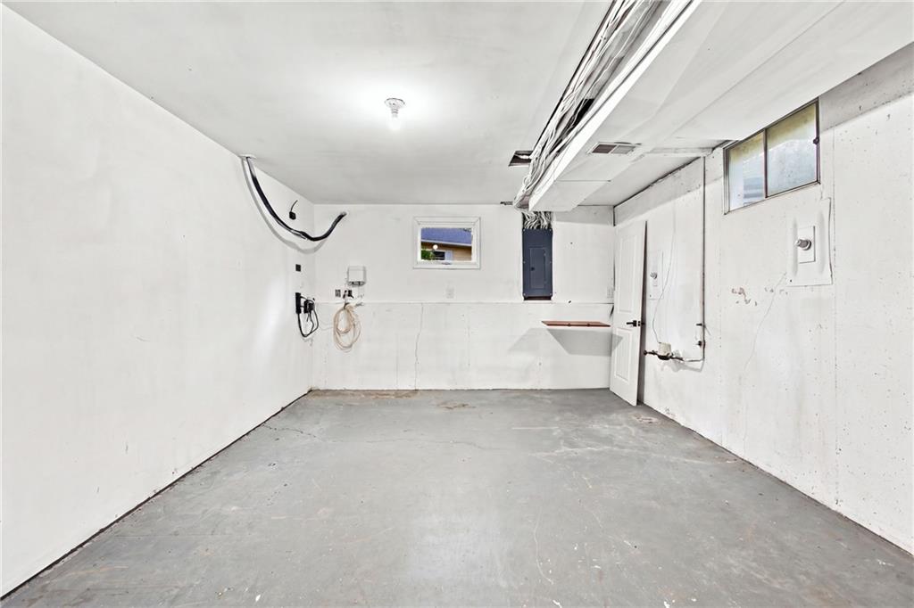 244 N Winnebago Drive Property Photo 29