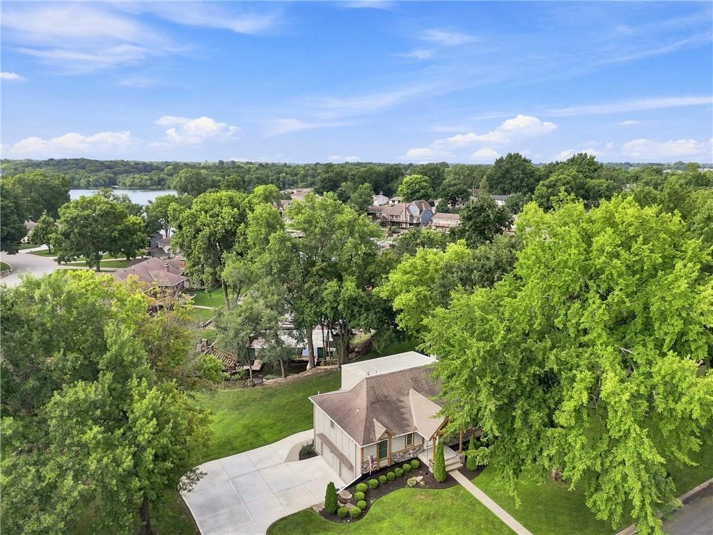 244 N Winnebago Drive Property Photo 44