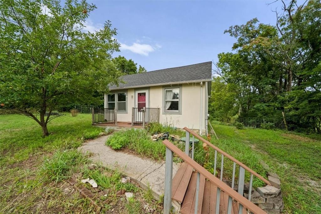 103 Ash Street Property Photo 2
