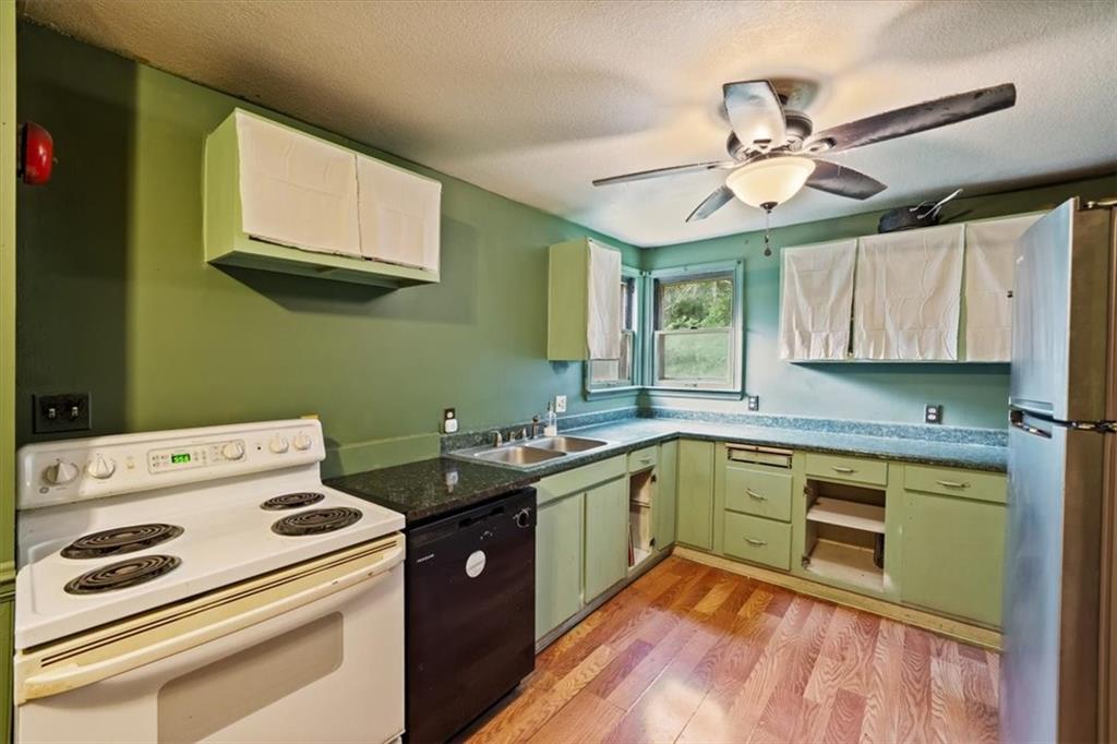 103 Ash Street Property Photo 10