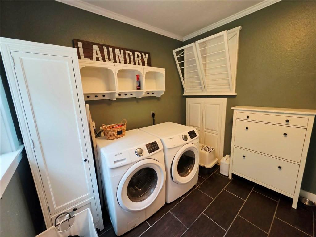 953 S 190th Street Property Photo 42