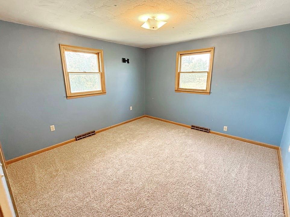 2025 S 363 Road Property Photo 6