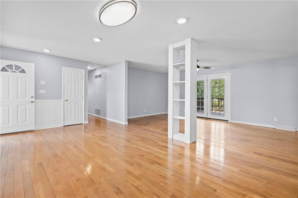 1402 Sw Peggy Circle Property Photo 5