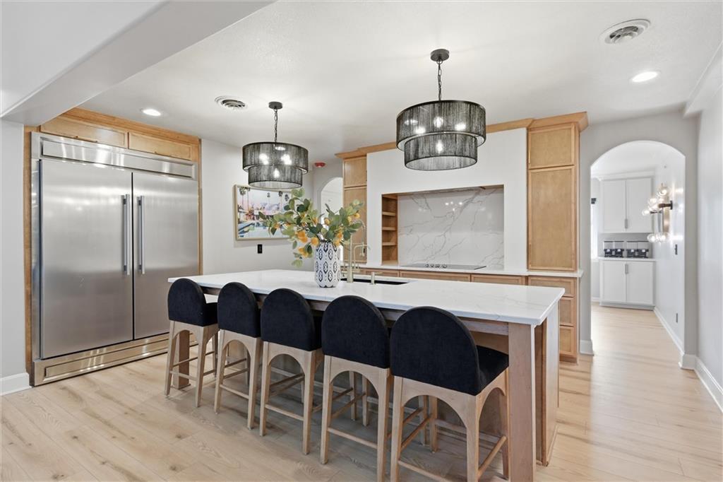 105 E Amity Street Property Photo 14