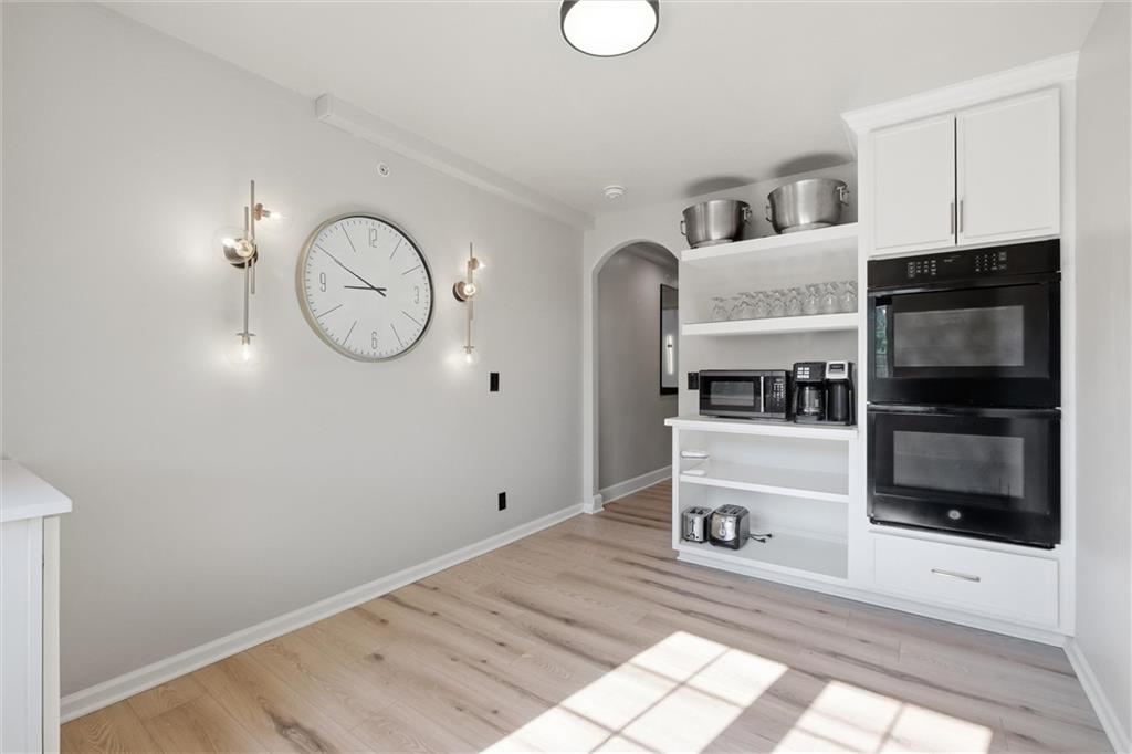 105 E Amity Street Property Photo 15