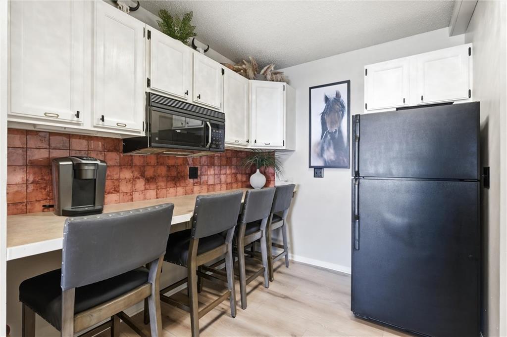 105 E Amity Street Property Photo 49