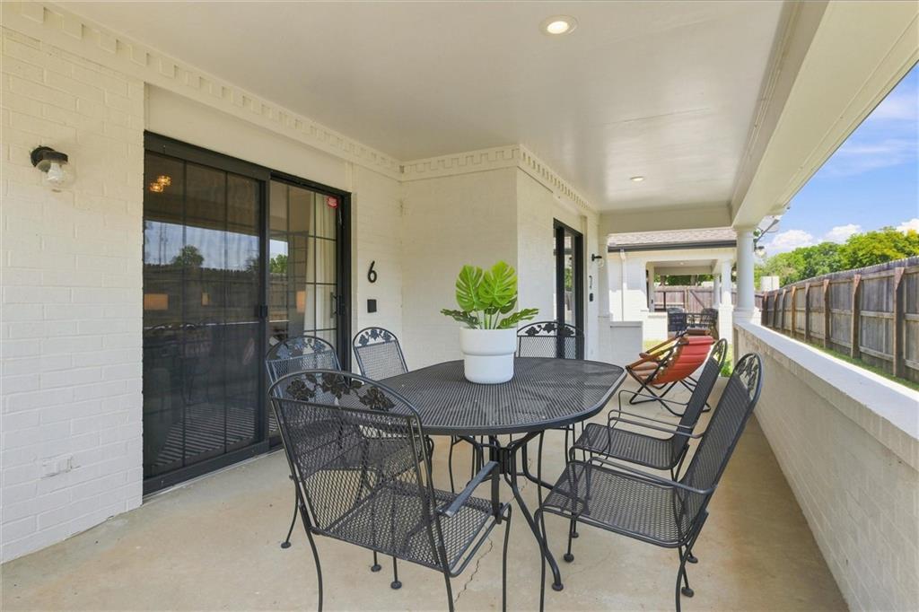 105 E Amity Street Property Photo 63