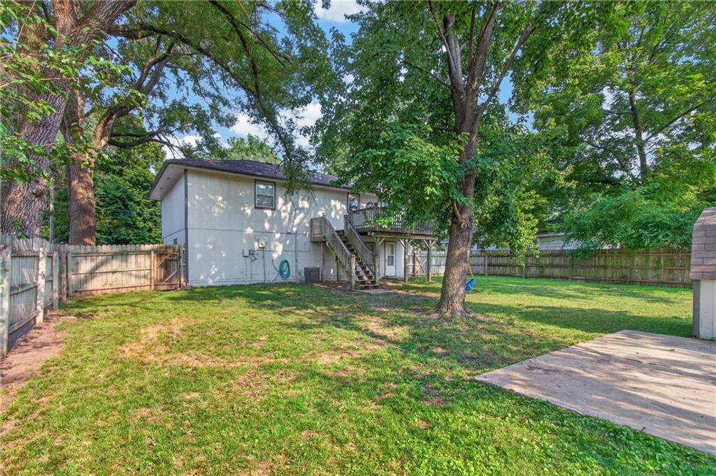302 N Clark Street Property Photo 31