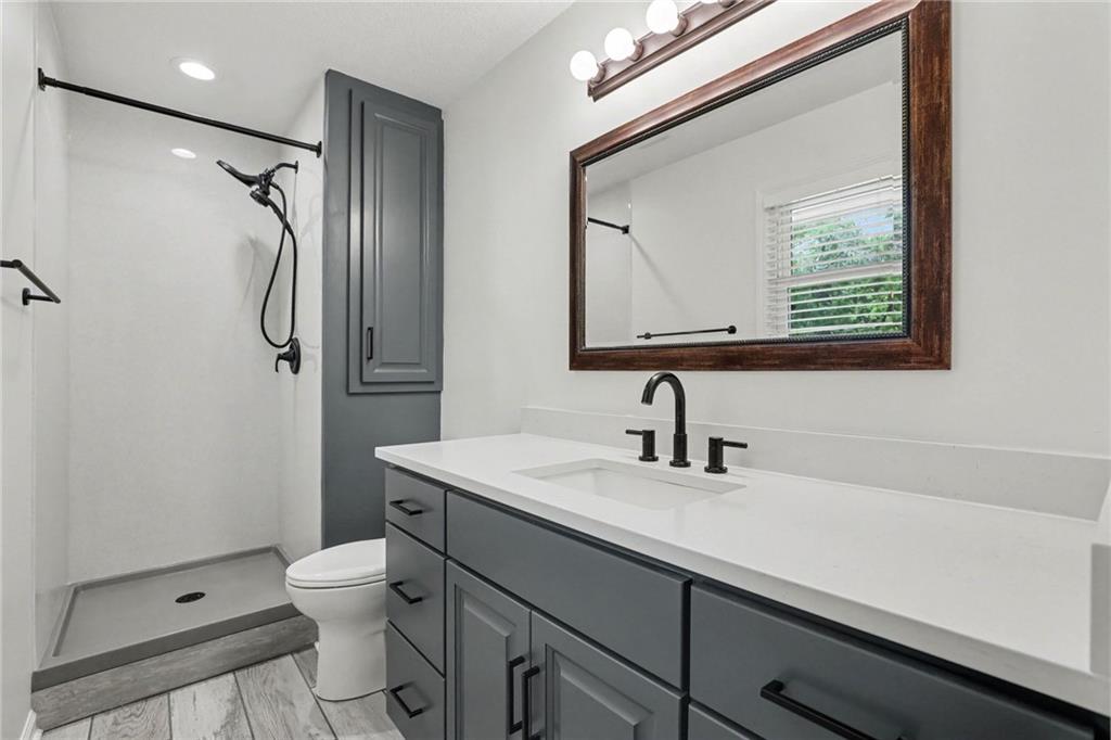 25322 Lone Pine Drive Property Photo 20