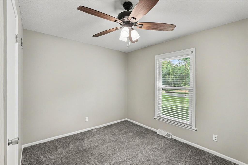25322 Lone Pine Drive Property Photo 23