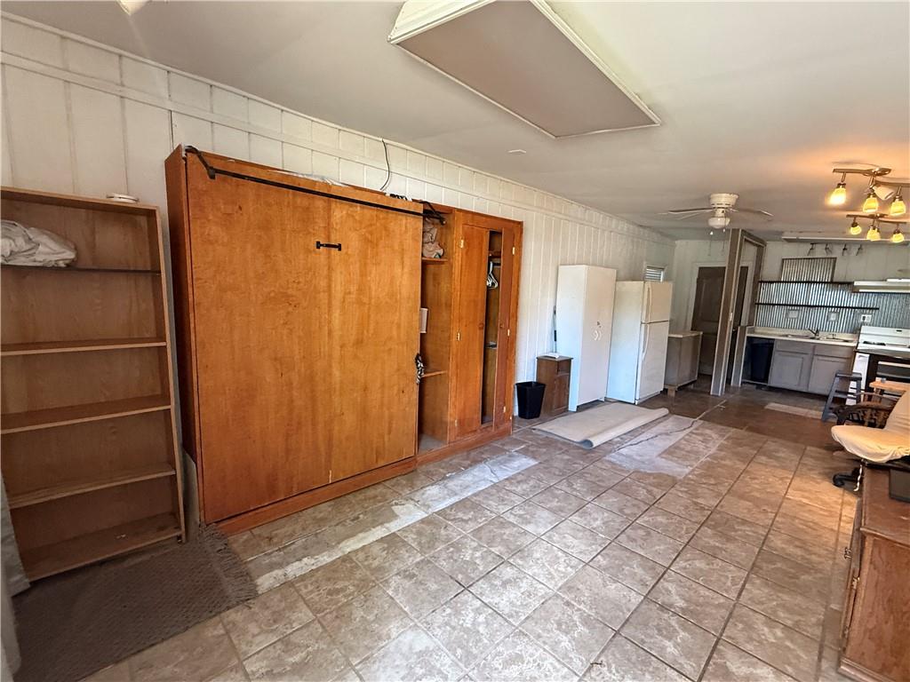 1914 W 5th Street Property Photo 12