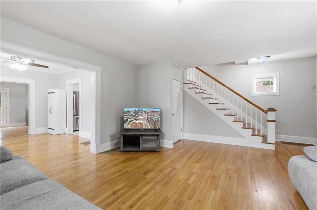 154 Clark Avenue Property Photo 4