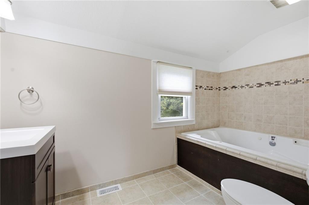 154 Clark Avenue Property Photo 14