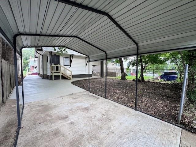 1219 E 41st Street Property Photo 6