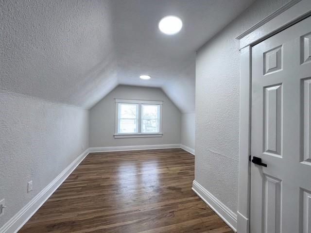 1219 E 41st Street Property Photo 25