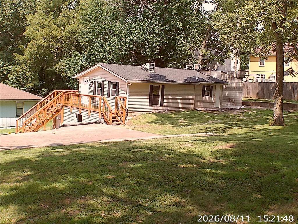 11406 E 10th Street Property Photo 1