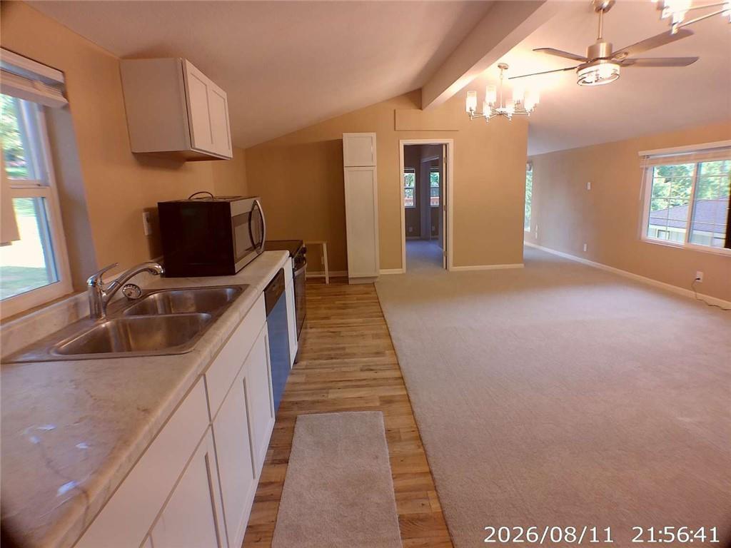11406 E 10th Street Property Photo 6