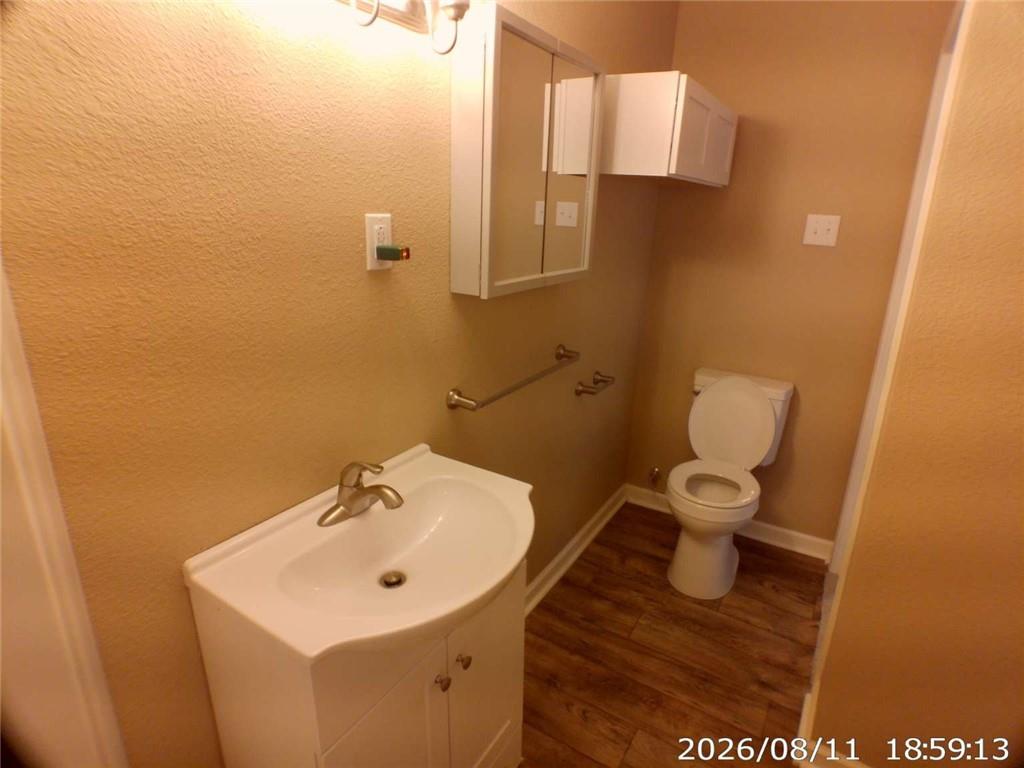 11406 E 10th Street Property Photo 24
