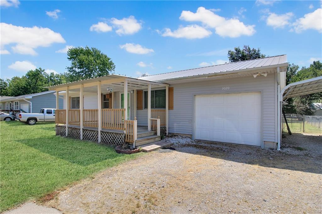 3020 Southern Boulevard Property Photo 1