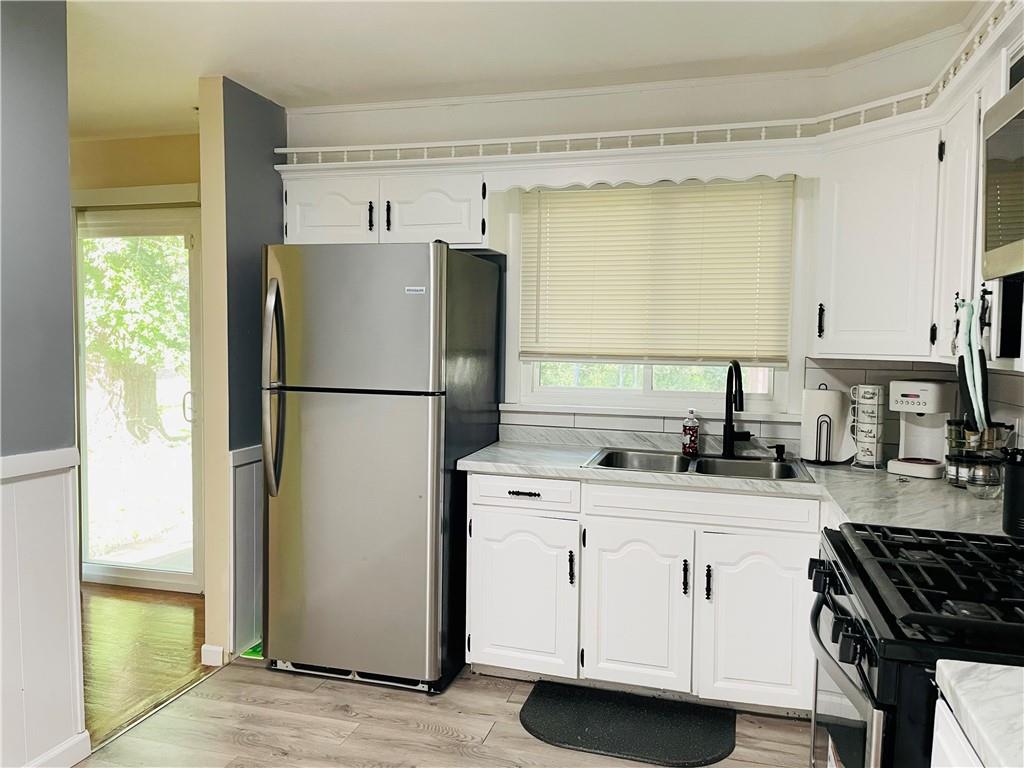 11703 Belmont Avenue Property Photo 7