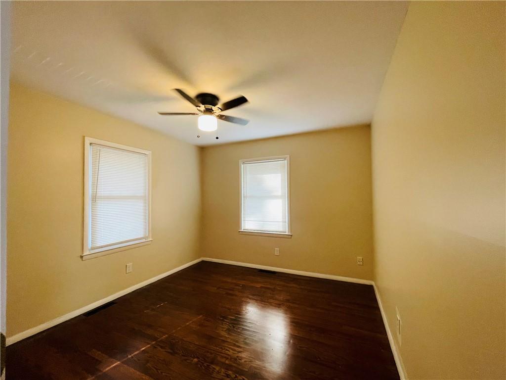 11703 Belmont Avenue Property Photo 20