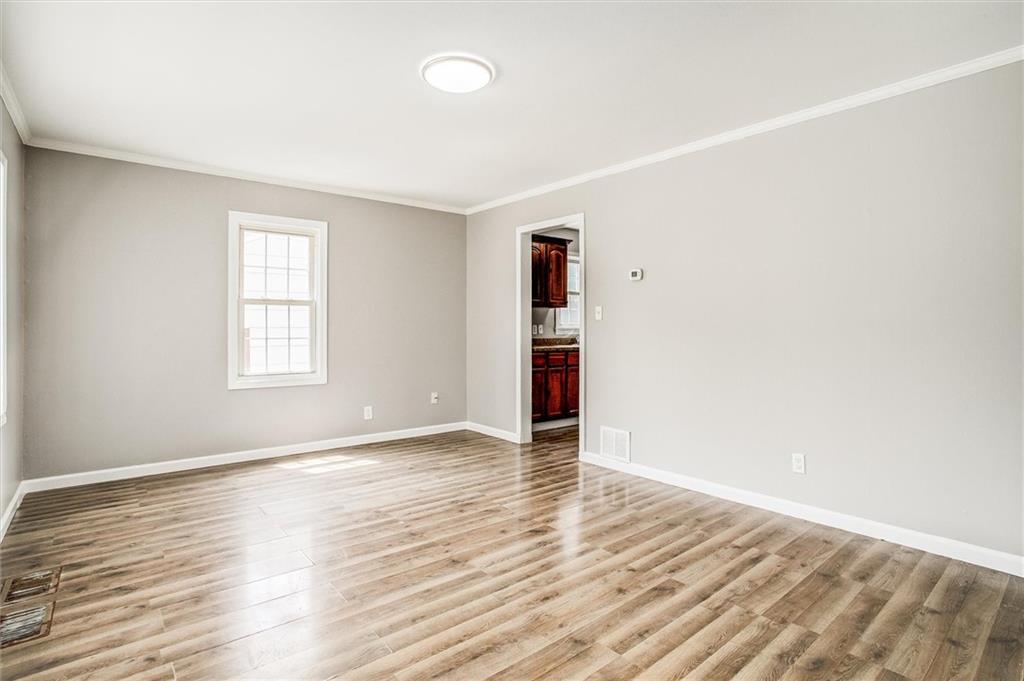 3336 Jackson Avenue Property Photo 13