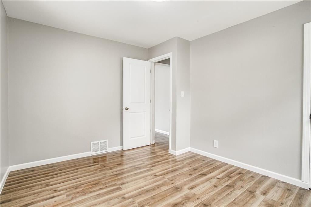 3336 Jackson Avenue Property Photo 17