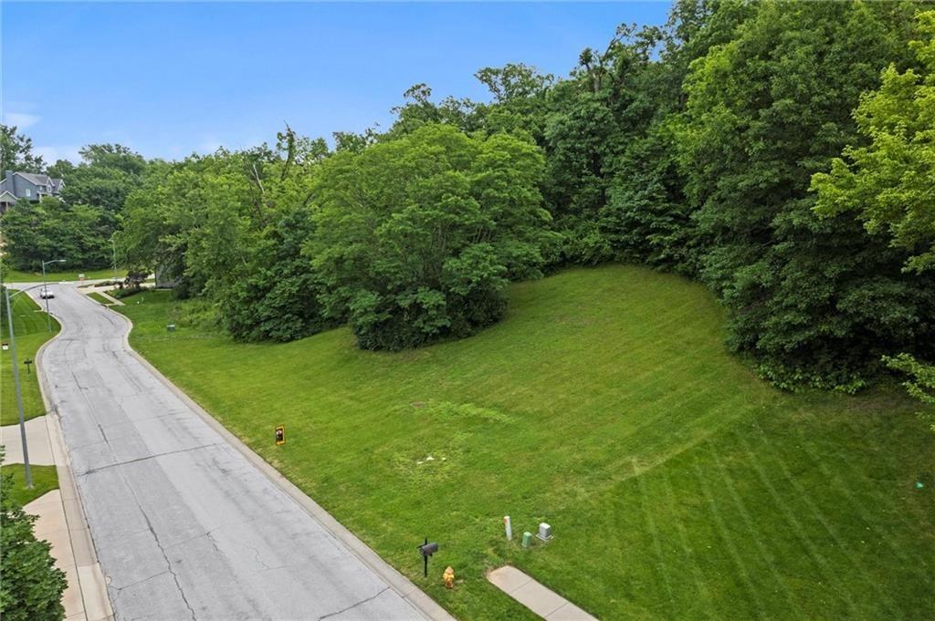 L 106 River Hills Drive Property Photo 2