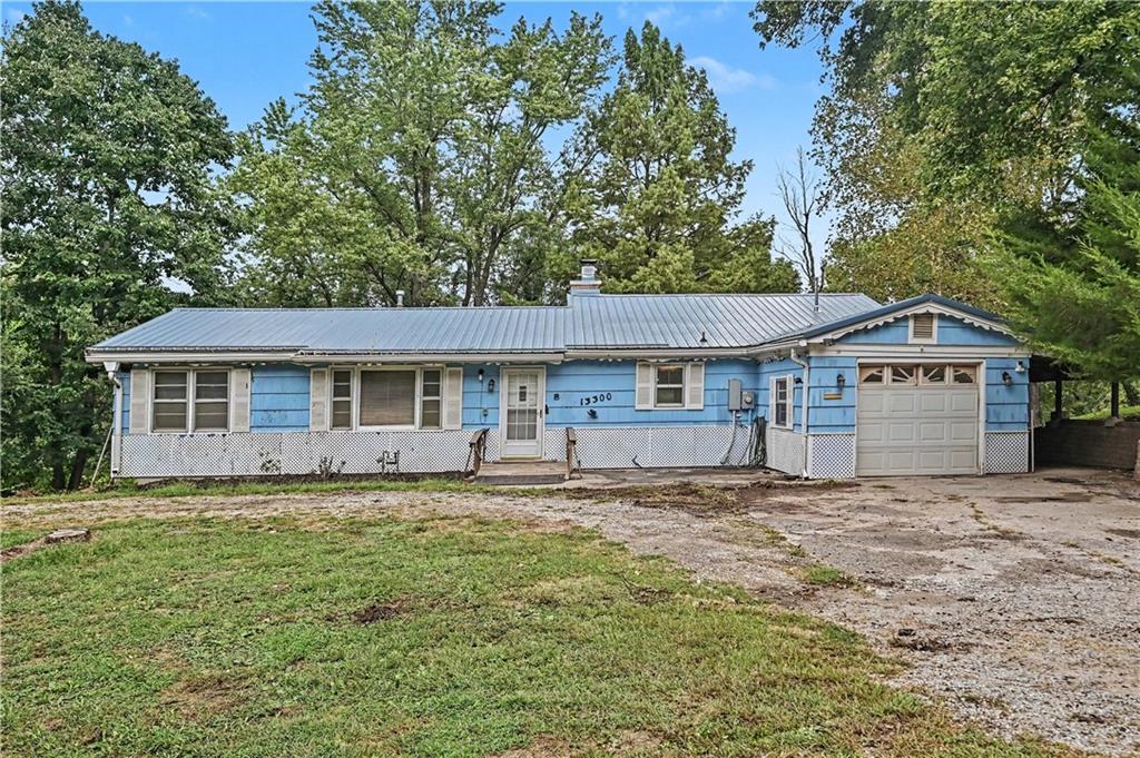 13300 E Kentucky Road Property Photo 2