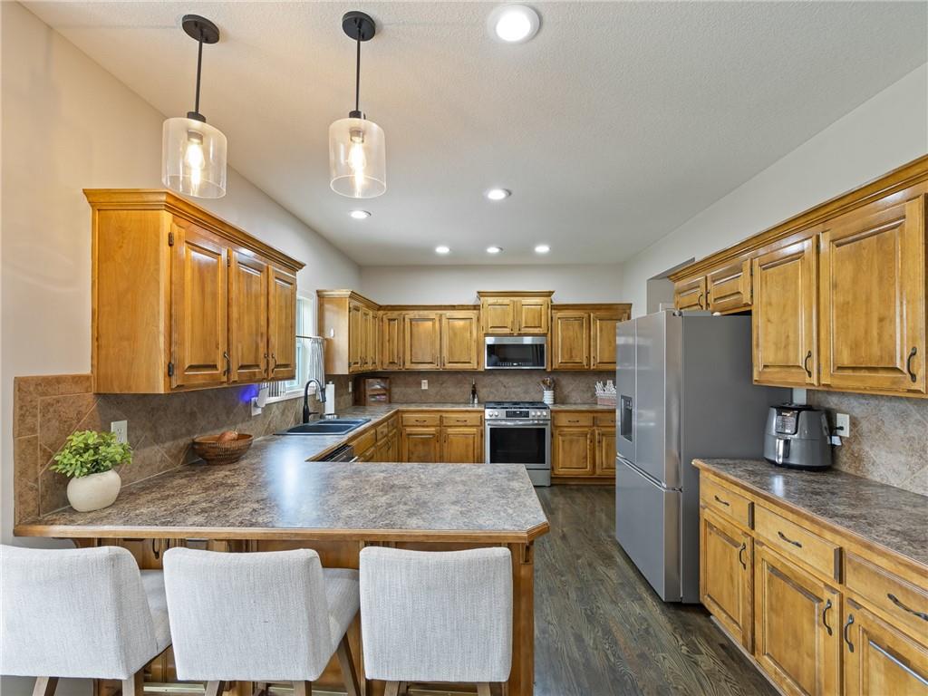 2220 Hawk View Road Property Photo 14