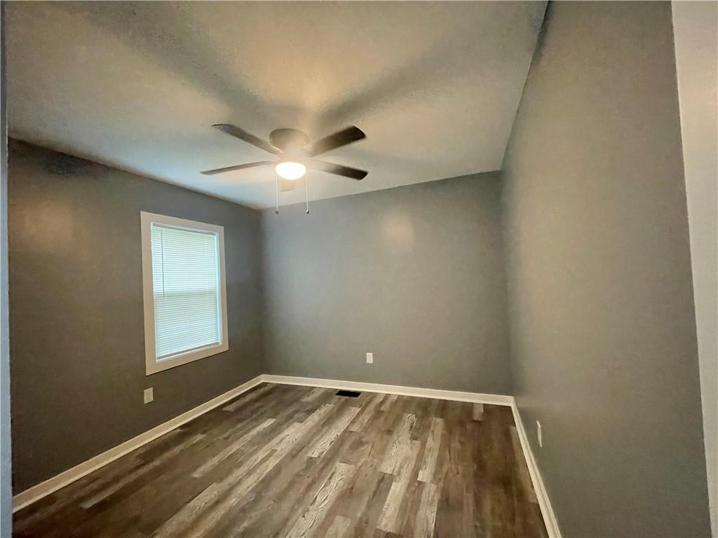 1849 E 68th Terrace Property Photo 26