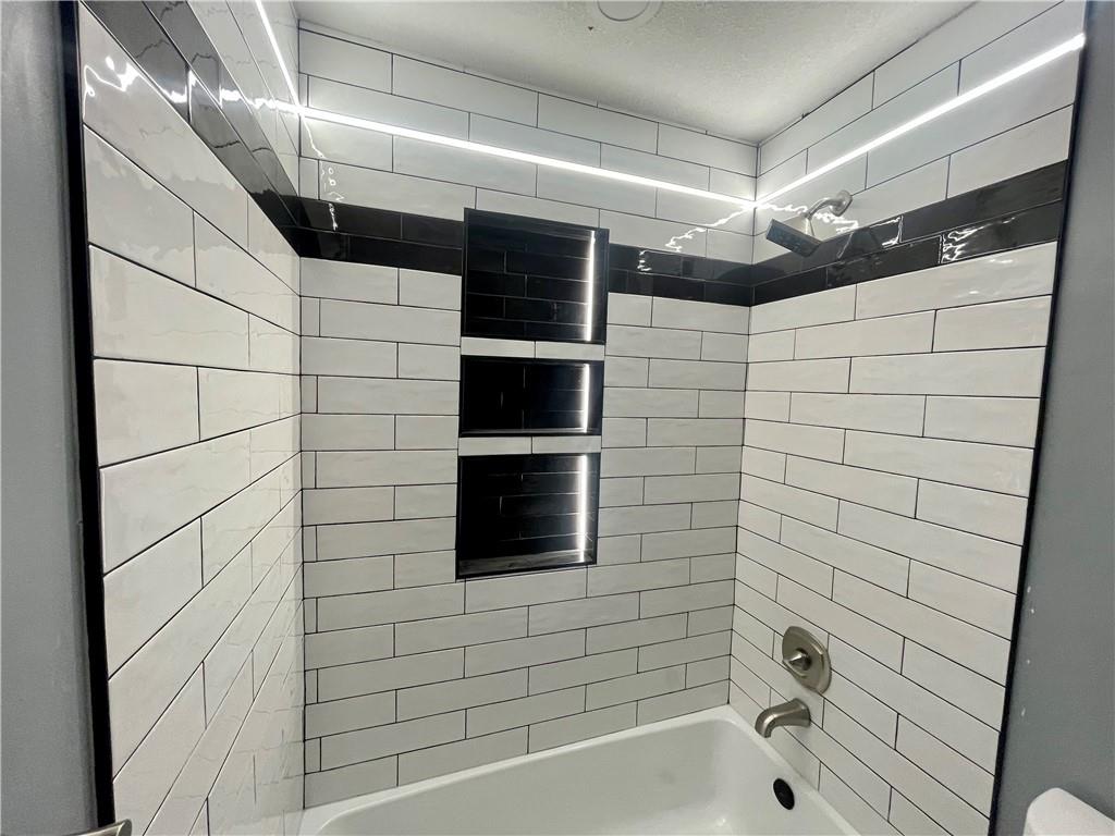 1849 E 68th Terrace Property Photo 32