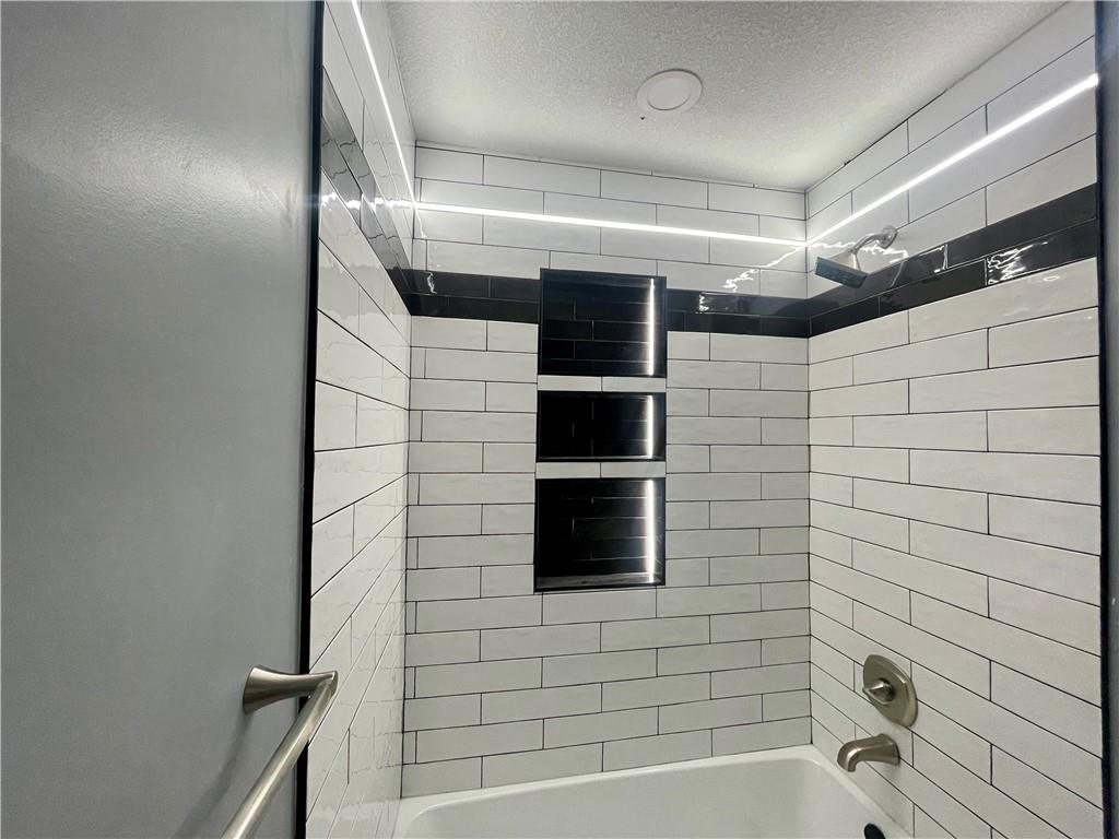 1849 E 68th Terrace Property Photo 37