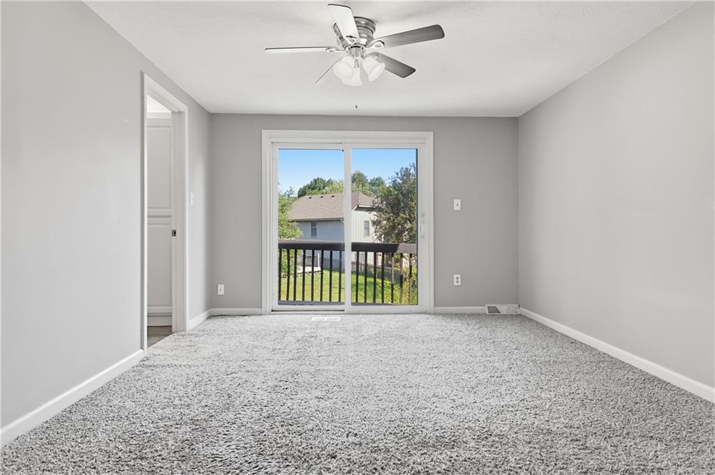 1128 Ne Columbus Street Property Photo 23