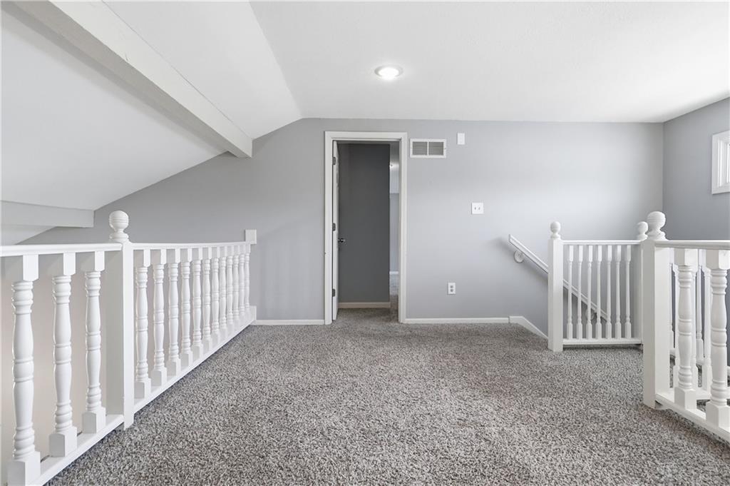 1128 Ne Columbus Street Property Photo 24